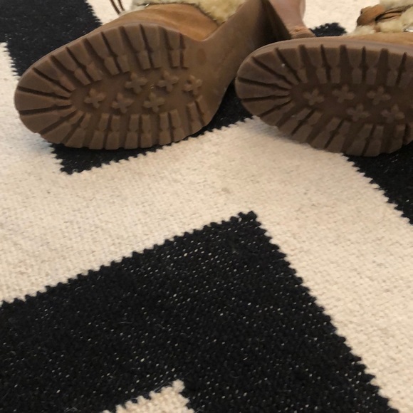 Adorable Gianni Bini mule heel - Picture 6 of 6